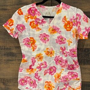 Size small flower print health pro scrub top